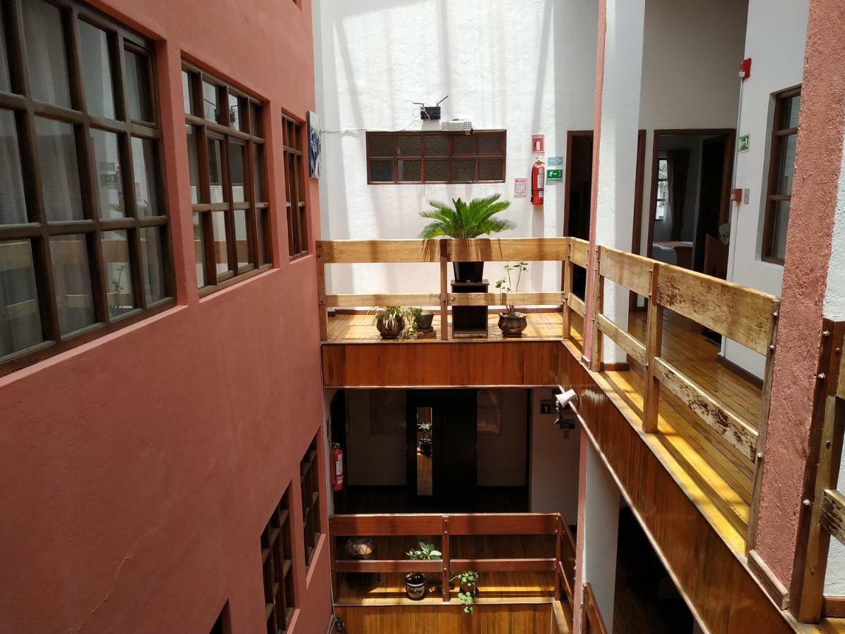 Aleida'S Hostal Puembo Exterior photo