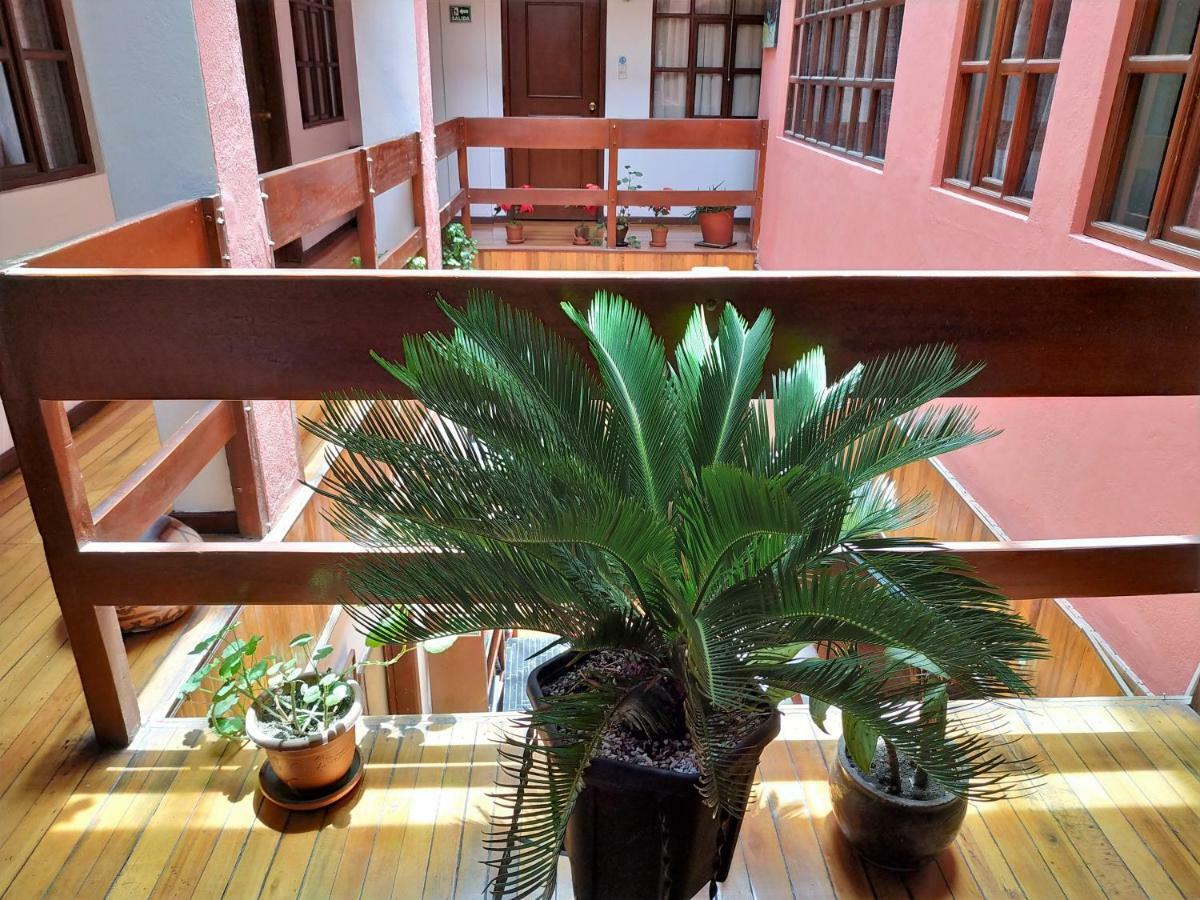 Aleida'S Hostal Puembo Exterior photo