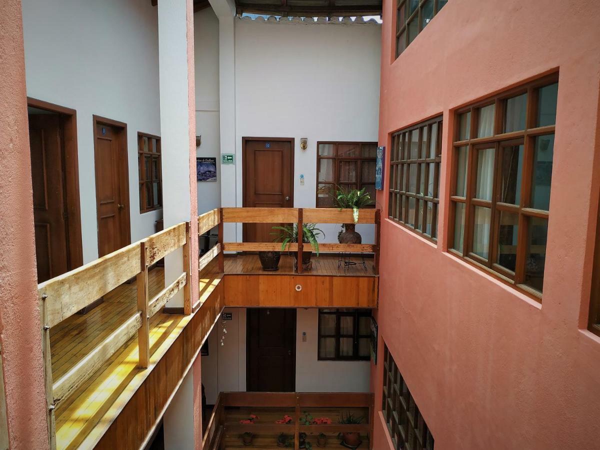 Aleida'S Hostal Puembo Exterior photo