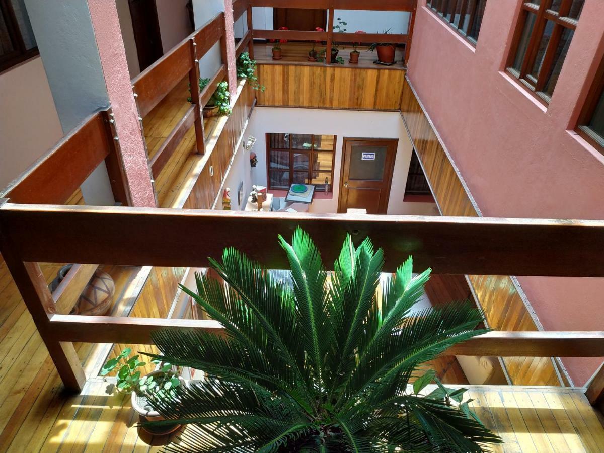 Aleida'S Hostal Puembo Exterior photo